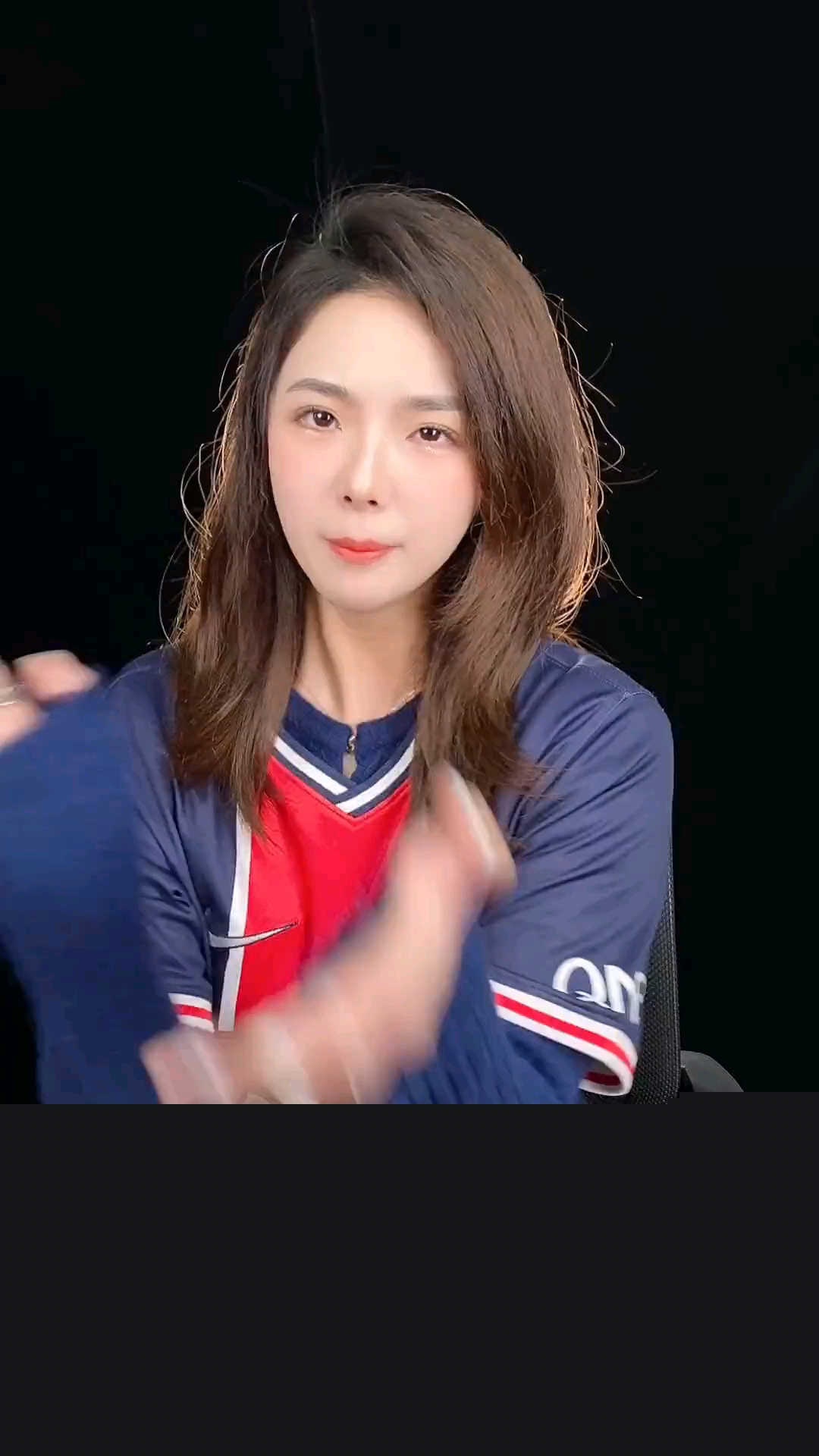 尼亚乒乓